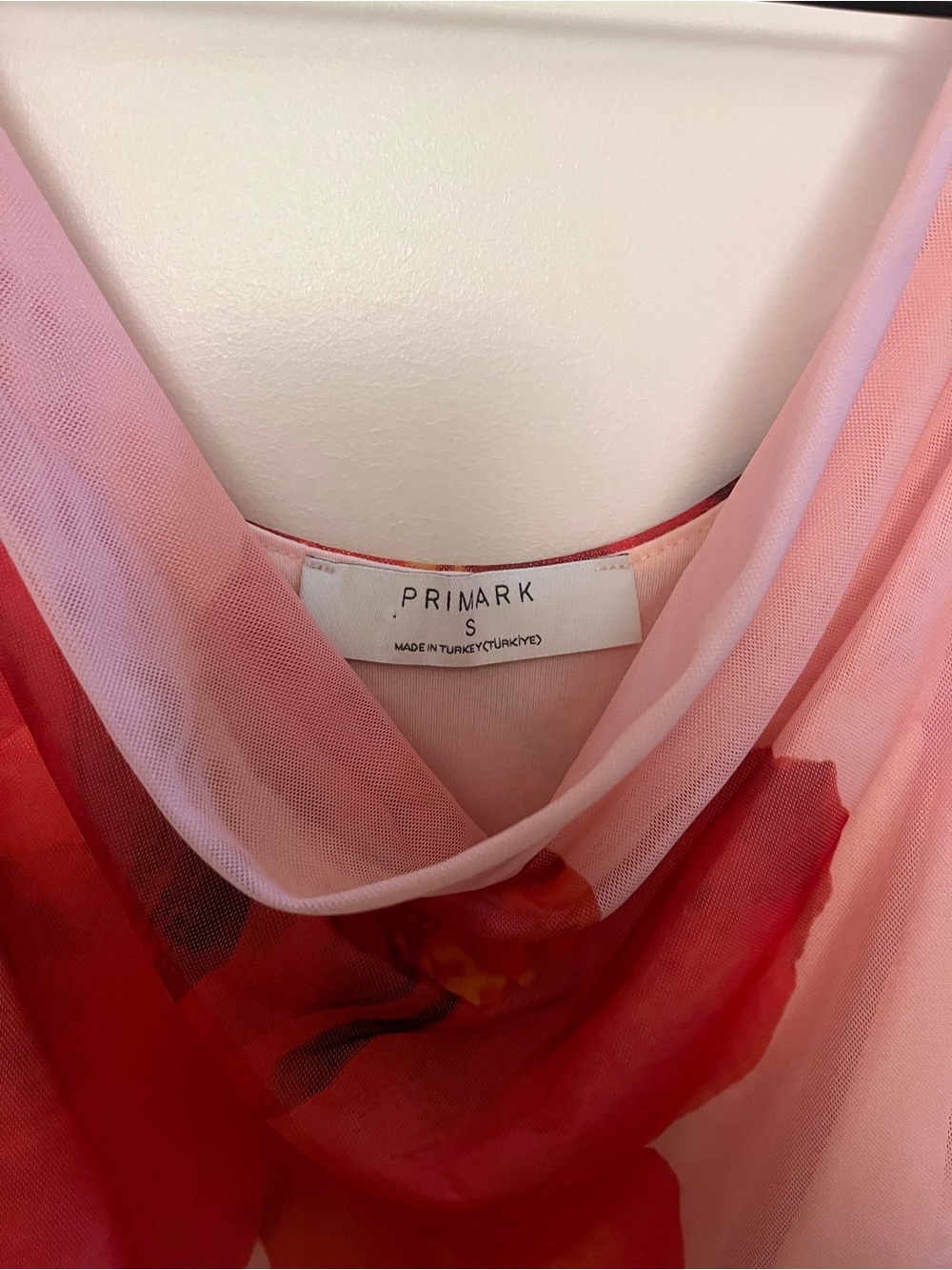 sleeveless top bundle - Picture 9 of 10